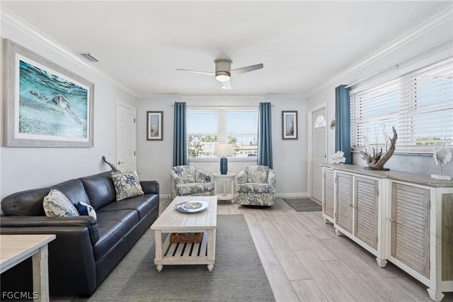 420 Tudor DR 6, Cape Coral, FL 33904