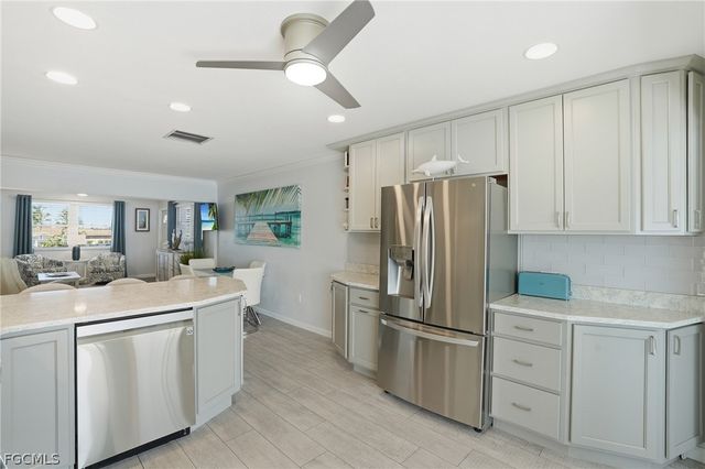 420 Tudor DR 6, Cape Coral, FL 33904