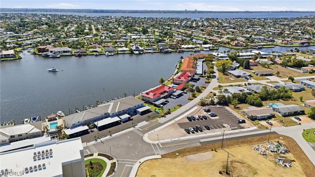 420 Tudor DR 6, Cape Coral, FL 33904