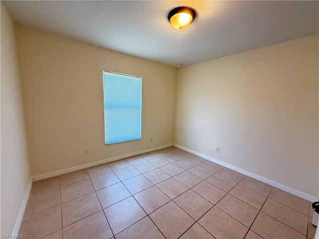 3705 9th ST SW, Lehigh Acres, FL 33976