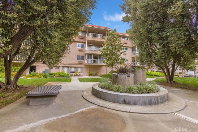 2404 Via Mariposa W 1C, Laguna Woods, CA 92637