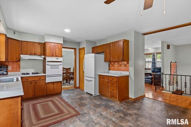 816 INDEPENDENCE Ridge, Springfield, IL 62702