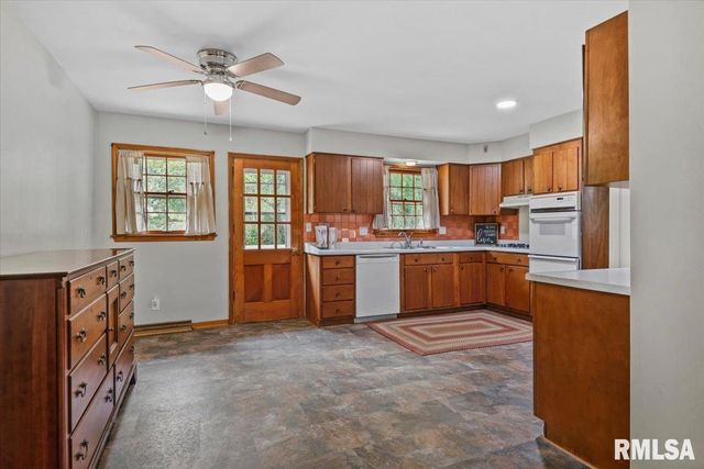 816 INDEPENDENCE Ridge, Springfield, IL 62702