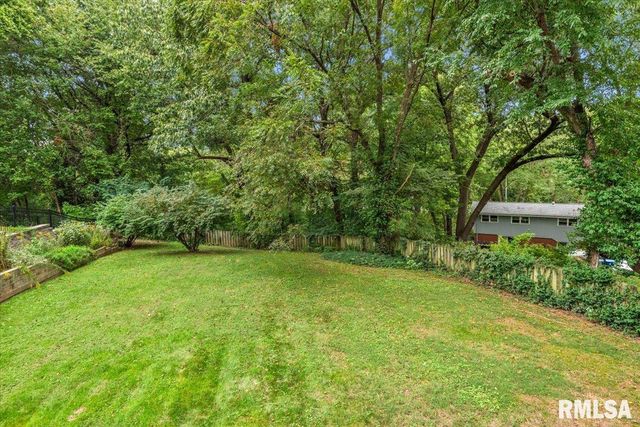 816 INDEPENDENCE Ridge, Springfield, IL 62702