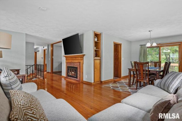 816 INDEPENDENCE Ridge, Springfield, IL 62702