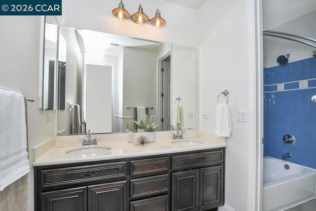 2052 Great Meadow Ct, Brentwood, CA 94513