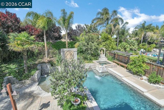 2052 Great Meadow Ct, Brentwood, CA 94513