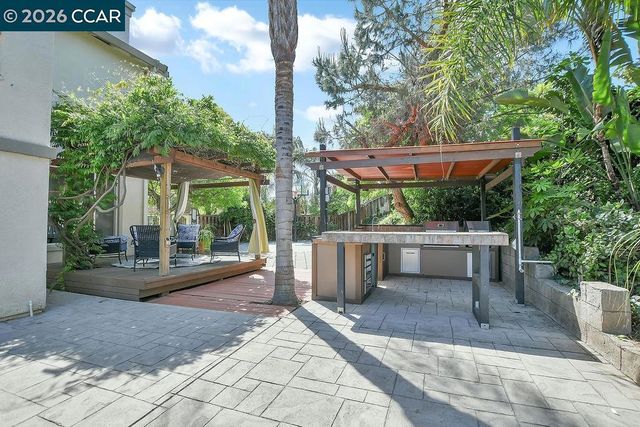 2052 Great Meadow Ct, Brentwood, CA 94513