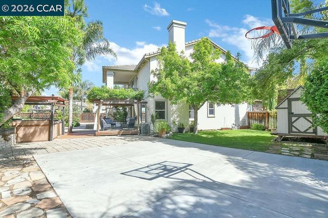 2052 Great Meadow Ct, Brentwood, CA 94513