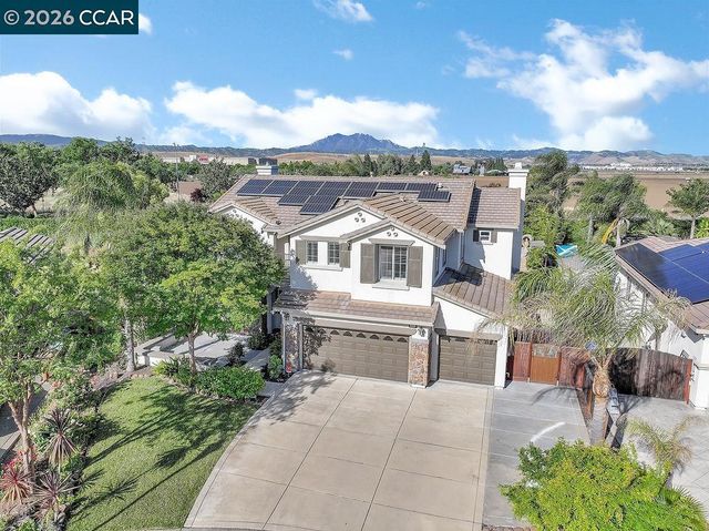 2052 Great Meadow Ct, Brentwood, CA 94513