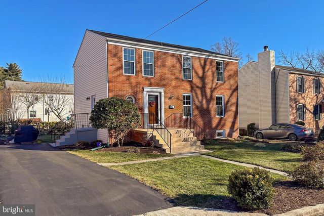 535 S LANCASTER ST, Arlington, VA 22204