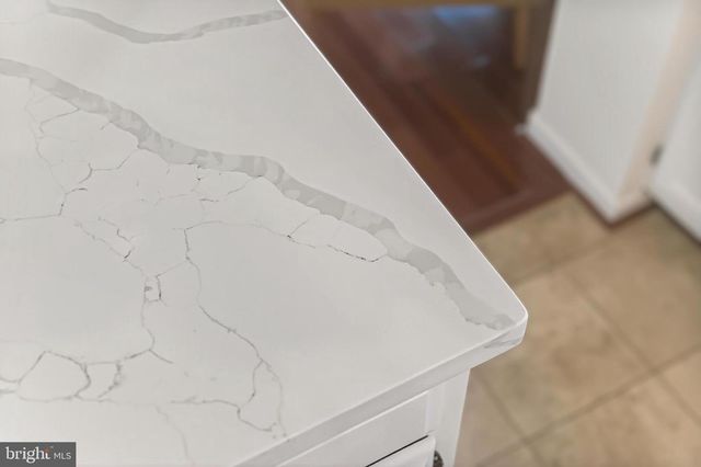 535 S LANCASTER ST, Arlington, VA 22204