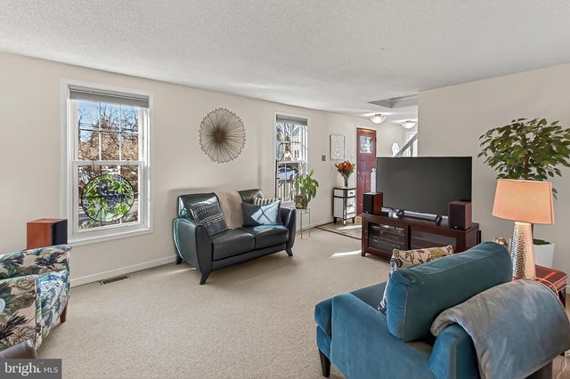 535 S LANCASTER ST, Arlington, VA 22204