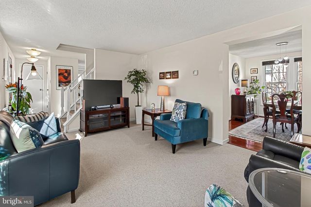 535 S LANCASTER ST, Arlington, VA 22204