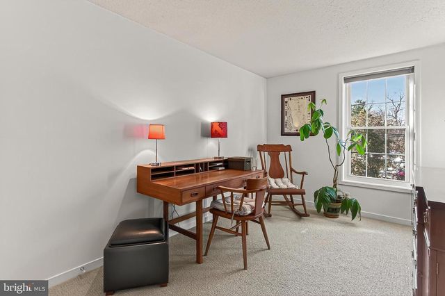 535 S LANCASTER ST, Arlington, VA 22204