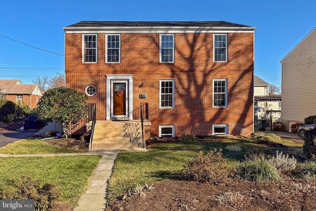 535 S LANCASTER ST, Arlington, VA 22204