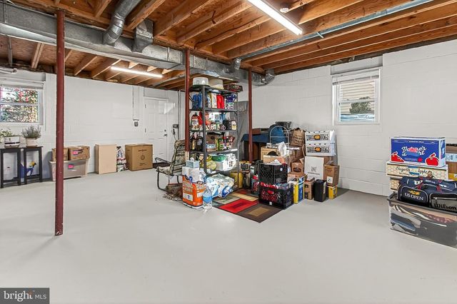 535 S LANCASTER ST, Arlington, VA 22204