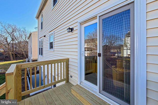 535 S LANCASTER ST, Arlington, VA 22204