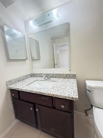 6606 De Moss Drive 1713, Houston, TX 77074