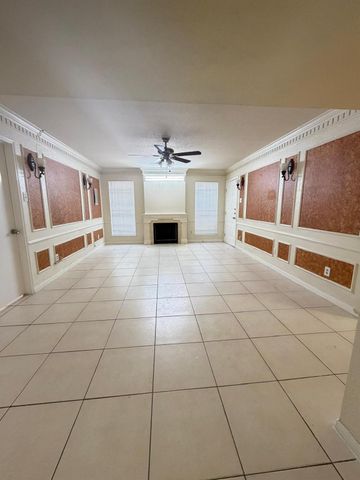 6606 De Moss Drive 1713, Houston, TX 77074