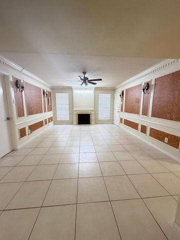 6606 De Moss Drive 1713, Houston, TX 77074