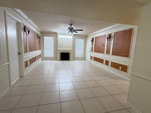 6606 De Moss Drive 1713, Houston, TX 77074