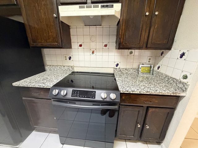 6606 De Moss Drive 1713, Houston, TX 77074