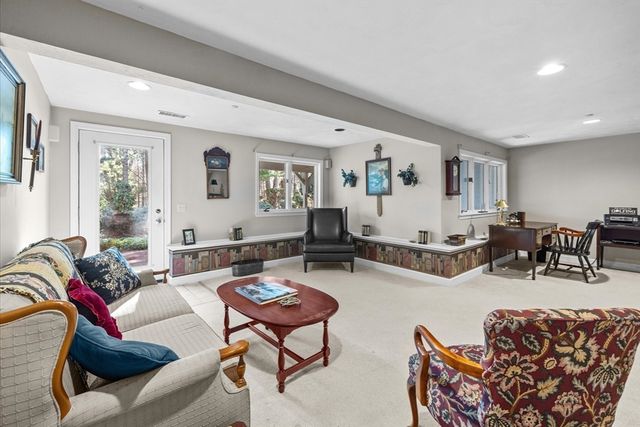 58 Tussock Brook Rd 58, Duxbury, MA 02332