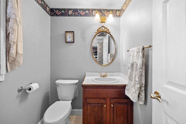58 Tussock Brook Rd 58, Duxbury, MA 02332