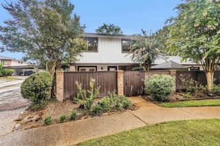 5347 Pinewilde Drive B, Houston, TX 77066