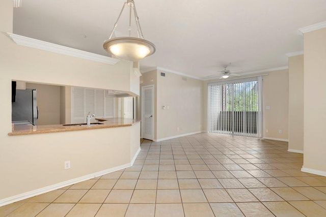 2111 Welch Street A218, Houston, TX 77019