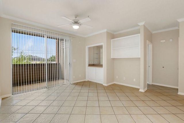 2111 Welch Street A218, Houston, TX 77019