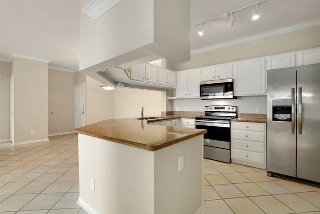 2111 Welch Street A218, Houston, TX 77019