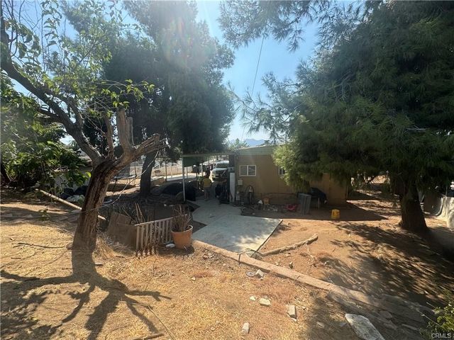 153 Barbara, Perris, CA 92570