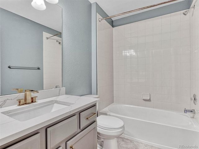 10321 Bellwether Lane, Lone Tree, CO 80124