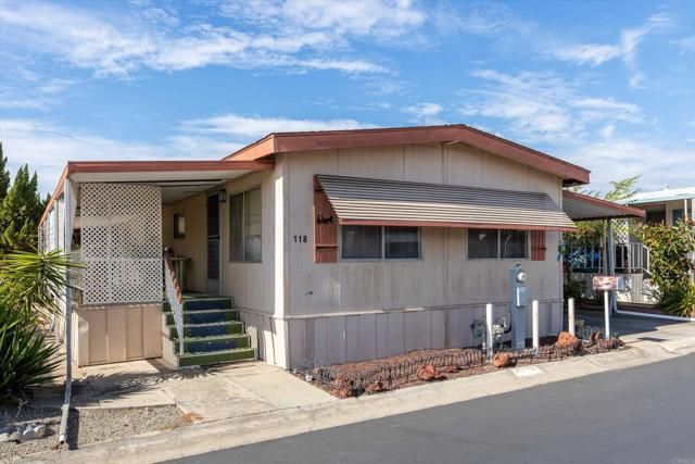 1010 E Bobier Drive 118, Vista, CA 92084