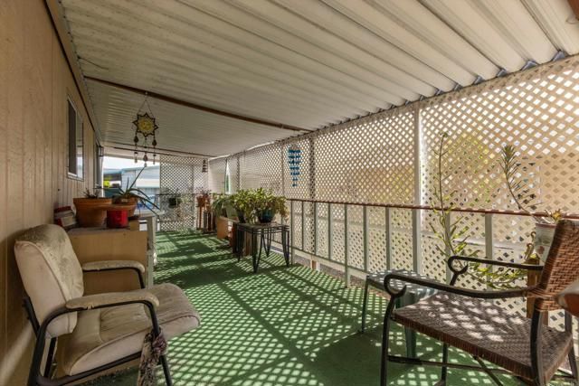 1010 E Bobier Drive 118, Vista, CA 92084