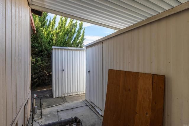 1010 E Bobier Drive 118, Vista, CA 92084