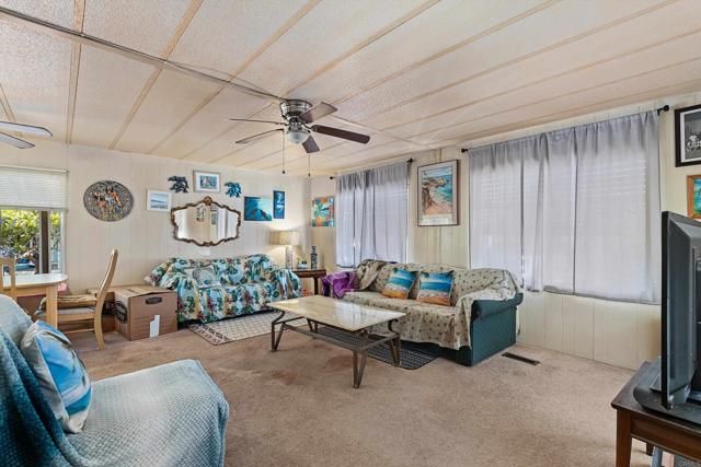 1010 E Bobier Drive 118, Vista, CA 92084