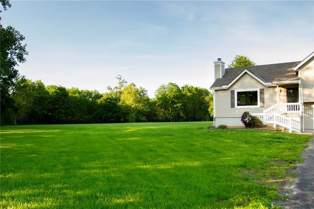 22311 S 224th Court, Peculiar, MO 64078