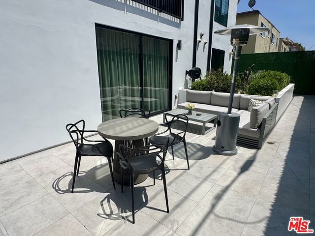 1017 N Croft Avenue 103, Los Angeles, CA 90069
