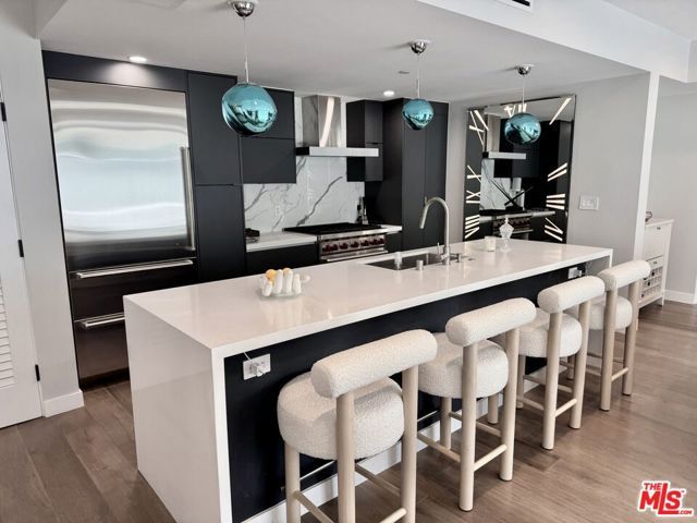 1017 N Croft Avenue 103, Los Angeles, CA 90069