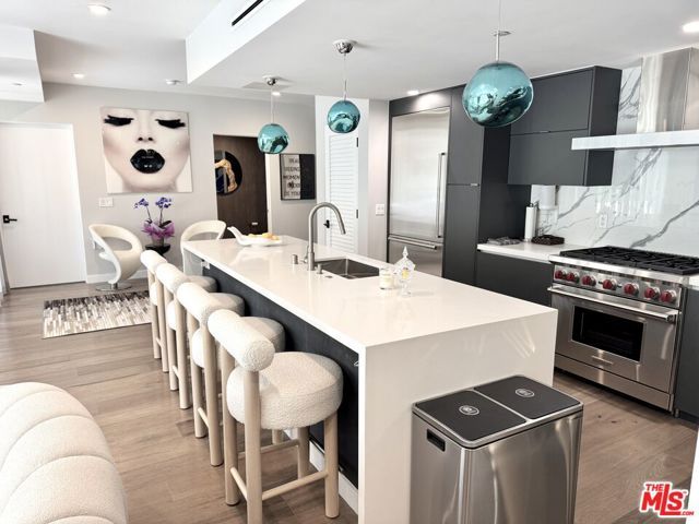 1017 N Croft Avenue 103, Los Angeles, CA 90069