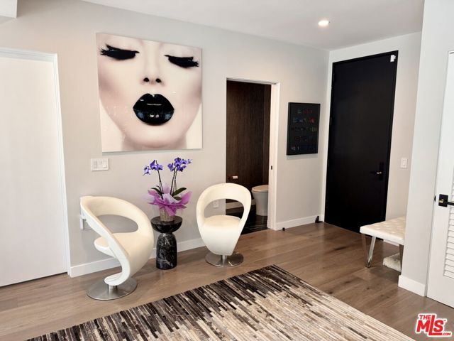 1017 N Croft Avenue 103, Los Angeles, CA 90069
