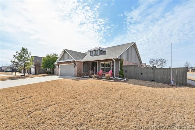 13324 S Poplar Street, Glenpool, OK 74033