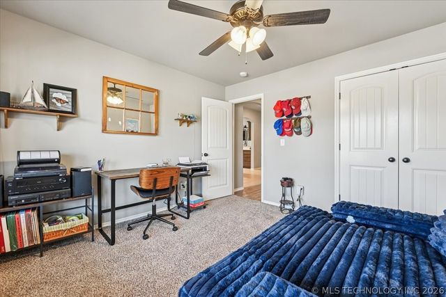 13324 S Poplar Street, Glenpool, OK 74033