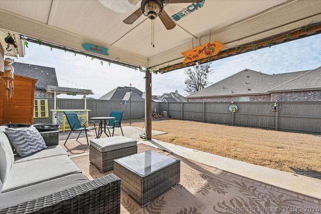 13324 S Poplar Street, Glenpool, OK 74033