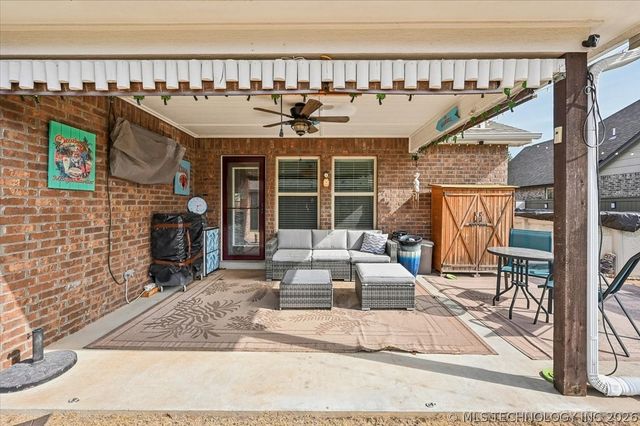 13324 S Poplar Street, Glenpool, OK 74033