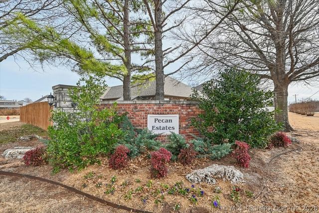 13324 S Poplar Street, Glenpool, OK 74033