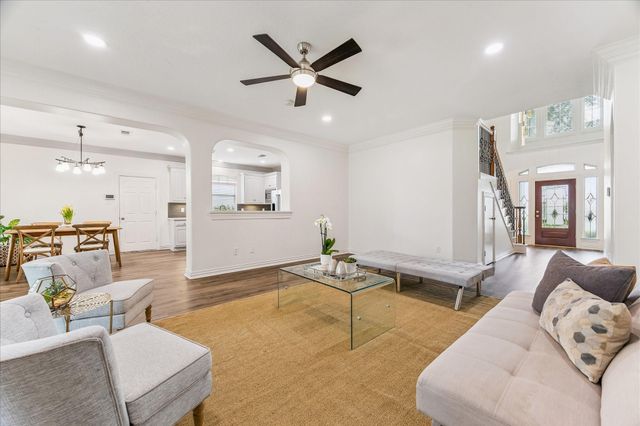 14211 Quiet Bluff Lane, Houston, TX 77077